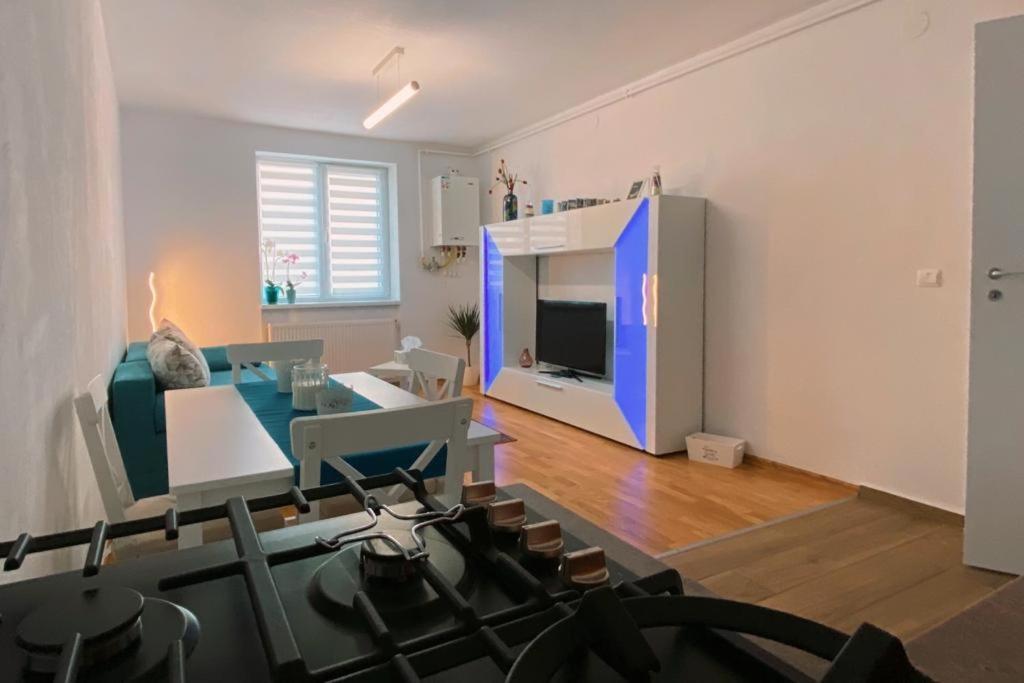 דירות סיגישוארה Apartament Smiley מראה חיצוני תמונה