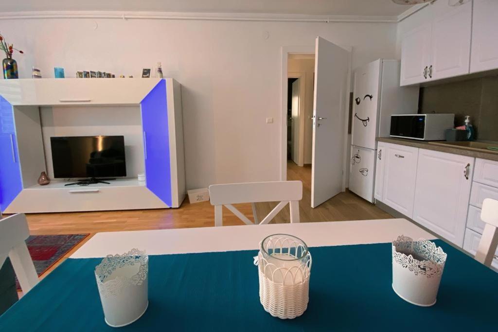 דירות סיגישוארה Apartament Smiley מראה חיצוני תמונה